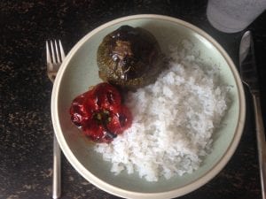 Keto gevulde paprika en courgette met konjac rijst