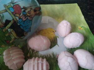 Keto aardbeien paaseitjes