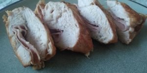 Keto kip Cordon Blue